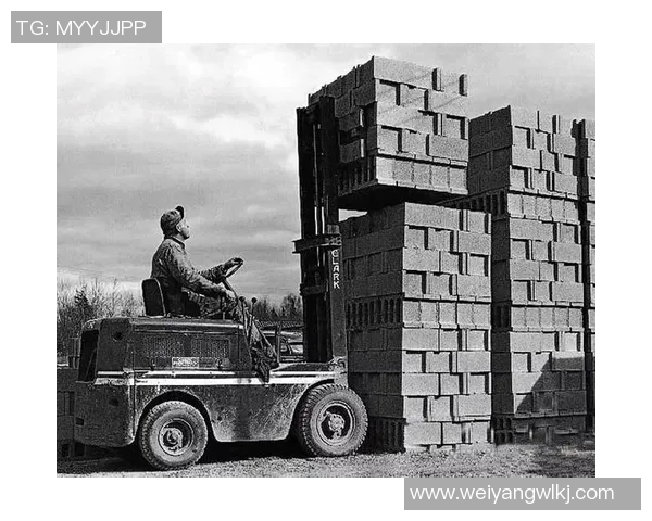 埃泽帽子戏法：慢动作揭秘足球历史上的奇迹瞬间