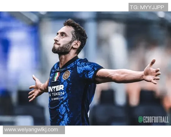 意甲转会风云：国米、巴萨、尤文三强逐鹿，坎塞洛去向成焦点！